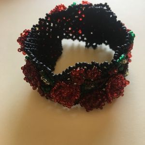 Beaded roses bracelet